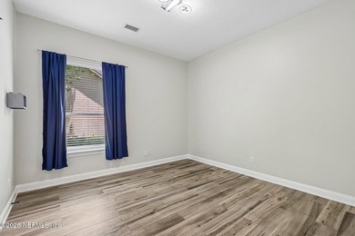 Beautifully updated Toll Brothers home with over $100,000 in - photo 41