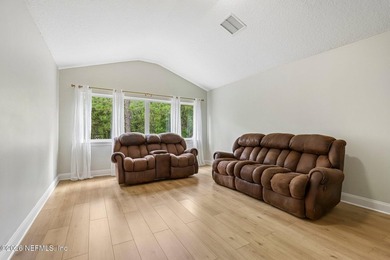 Beautifully updated Toll Brothers home with over $100,000 in - photo 44