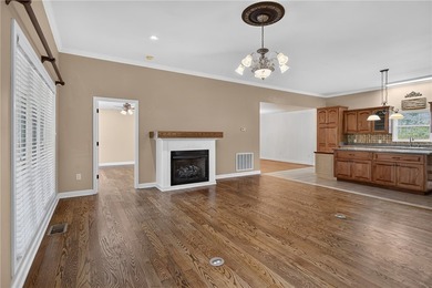 Nestled in the mountains of Walhalla, 135 Crowes Drive offers a - photo 5