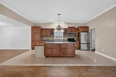 Nestled in the mountains of Walhalla, 135 Crowes Drive offers a - photo 6