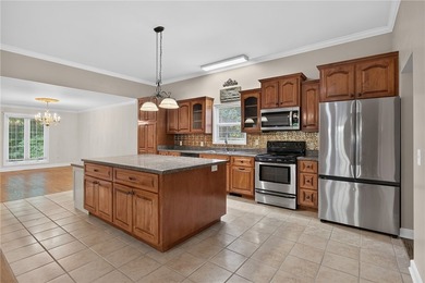 Nestled in the mountains of Walhalla, 135 Crowes Drive offers a - photo 7
