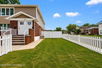 Welcome to 123 Hooper Avenue - a beautifully maintained detached - photo 2