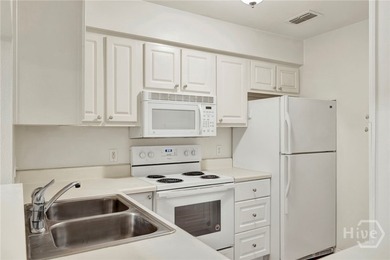 Priced to choose your own upgrades! This first-floor, 3-bedroom - photo 14