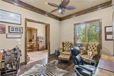 Experience refined luxury in this exceptional Pebble Creek - photo 7