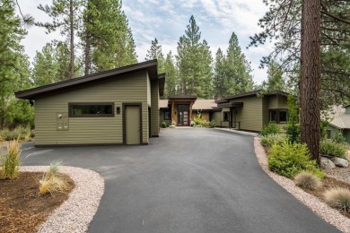 Lake Home For Sale in Bend, Oregon