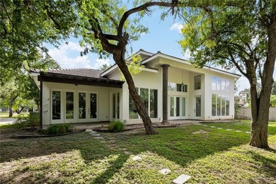 Welcome to your dream retreat! This stunning home boasts an - photo 28