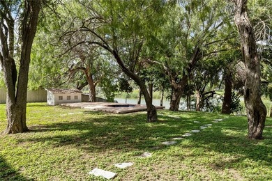 Welcome to your dream retreat! This stunning home boasts an - photo 30