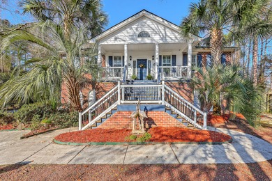 Nestled in a peaceful cul-de-sac within the gated Coosaw Creek - photo 4