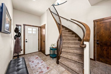 Welcome to The Tree House at Avondale Lane, a one-of-a-kind - photo 8