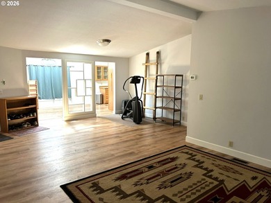 Come spread out and enjoy privacy and convenience on this - photo 17