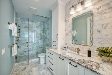 Experience Lake Minnetonka luxury in this like-new end-unit - photo 32