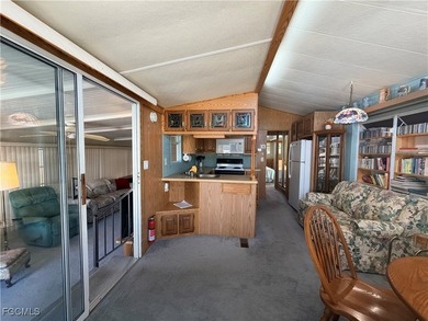 WELCOME TO 318 FOUNTAIN VIEW BLVD, where you OWN THE LAND in the - photo 4
