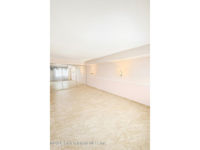 Welcome to this charming and well-maintained 2-bedroom, 1.5-bath - photo 3