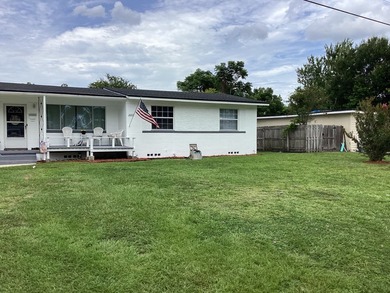 2053 Ronald Lane, Jacksonville, FL 32216 Exceptional - photo 3