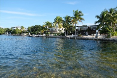 Welcome to The Barnacle Bed and Breakfast, a rare oceanfront - photo 15
