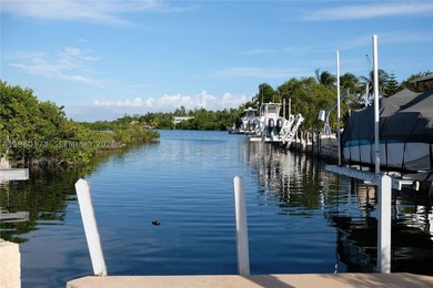Welcome to The Barnacle Bed and Breakfast, a rare oceanfront - photo 17