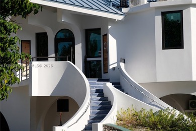 Welcome to The Barnacle Bed and Breakfast, a rare oceanfront - photo 24