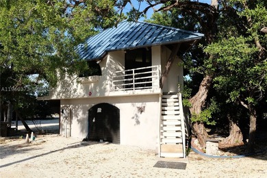 Welcome to The Barnacle Bed and Breakfast, a rare oceanfront - photo 25