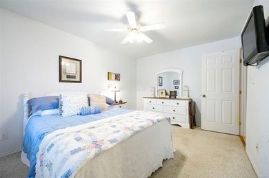 This is the epitome of lakeside living for those wishing to - photo 32
