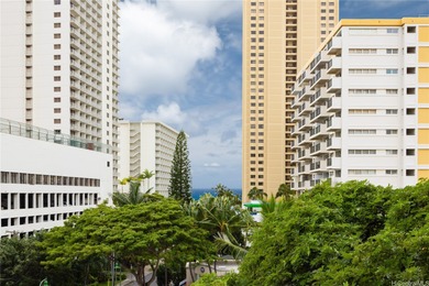 Lake Condo For Sale in Honolulu, Hawaii