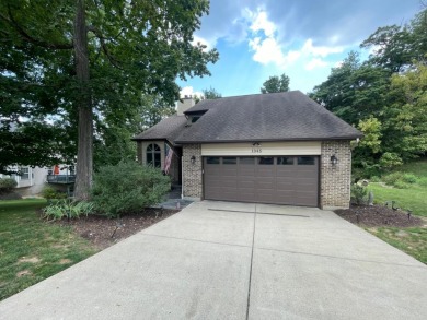 Hidden Valley Lake Home For Sale in Lawrenceburg Indiana