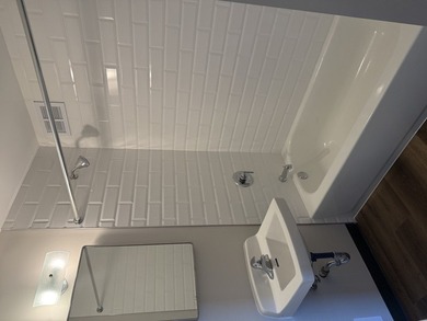 Seller is highly motivated and seeking a serious buyer ready to - photo 8