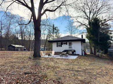 Move right into this 1960 Copake Lake cottage with deeded lake - photo 11
