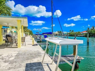 Wake up to waterfront balcony views, spend your days on the - photo 18