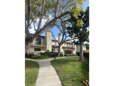 GREAT TOWNHOME IN LA JOLLA COLONY - photo 1