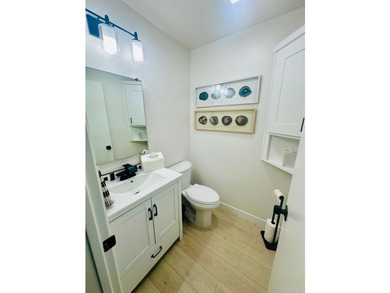 GREAT TOWNHOME IN LA JOLLA COLONY - photo 6