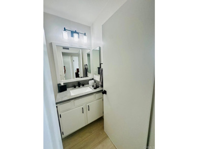 GREAT TOWNHOME IN LA JOLLA COLONY - photo 7