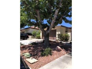 ?? HUGE PRICE REDUCTION! Charming 3-Bed Townhome in Gated