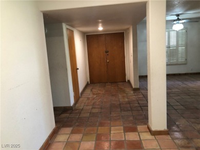 ?? HUGE PRICE REDUCTION! Charming 3-Bed Townhome in Gated