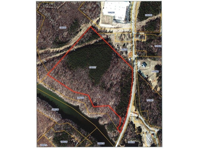 Lake Mackintosh Acreage For Sale in Whitsett North Carolina