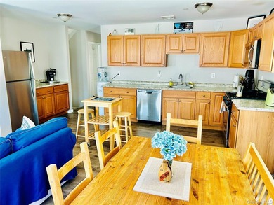 Welcome to 46 Florida Street - a 2017 ground-up FEMA-compliant - photo 9