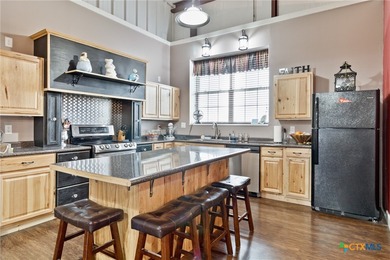 Handicap-accessible barndominium on 5 fully fenced acres with