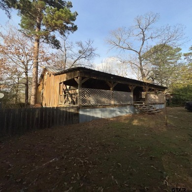 Lake Hawkins retreat property for your next home, investment - photo 1