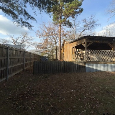 Lake Hawkins retreat property for your next home, investment - photo 3