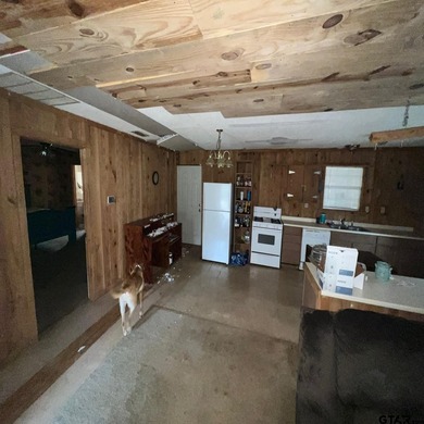 Lake Hawkins retreat property for your next home, investment - photo 9