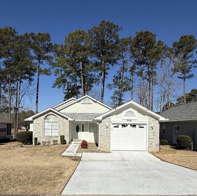 Wonderful 3br/2ba home in The Knoll at River Hills with a