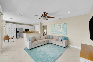 This beautifully maintained 4-bedroom, 2.5-bathroom home - photo 13