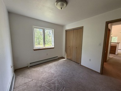 Welcome home to this inviting 3-bedroom, 2-bath residence - photo 15