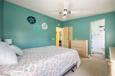 Welcome to Pine Island Cove, where an active waterfront - photo 16