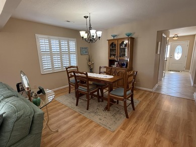 Wonderful 3br/2ba home in The Knoll at River Hills with a