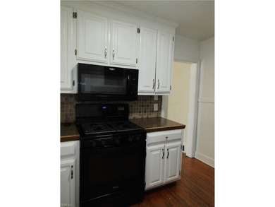Spacious waterfront home on the Elizabeth River offering 4 bdrms - photo 22