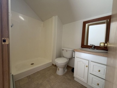 Welcome home to this inviting 3-bedroom, 2-bath residence - photo 23