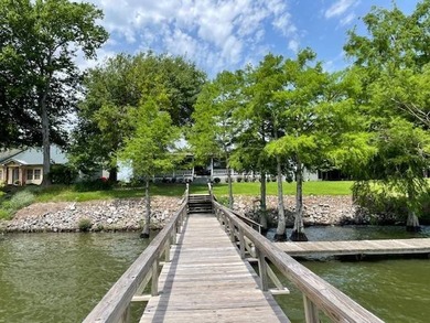 This one is almost completely furnished and it's ready for YOU! - photo 3