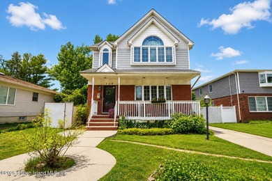 This detached four to five bedroom one family home located in - photo 2
