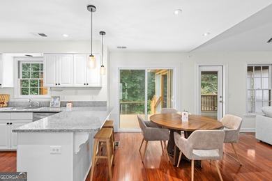Beautiful brick-front 5-bedroom, 3.5-bath home located in East - photo 5