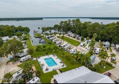 Lake George Lot For Sale in Welaka Florida